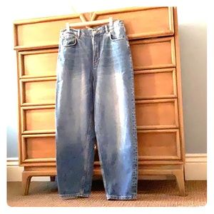 Reformation Kris Relaxed Curved Jean